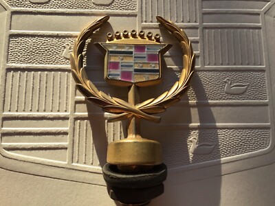 1986 - 1992 Cadillac DeVille Fleetwood gold Motorhaube Emblem Hood Ornament 1988