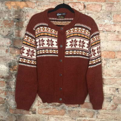 scandinavian cardigan