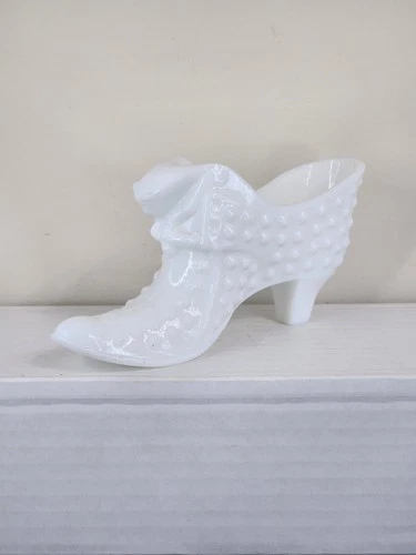 Vintage Fenton White Milk Glass Hobnail Shoe Slipper Cat Head Stamped Fenton