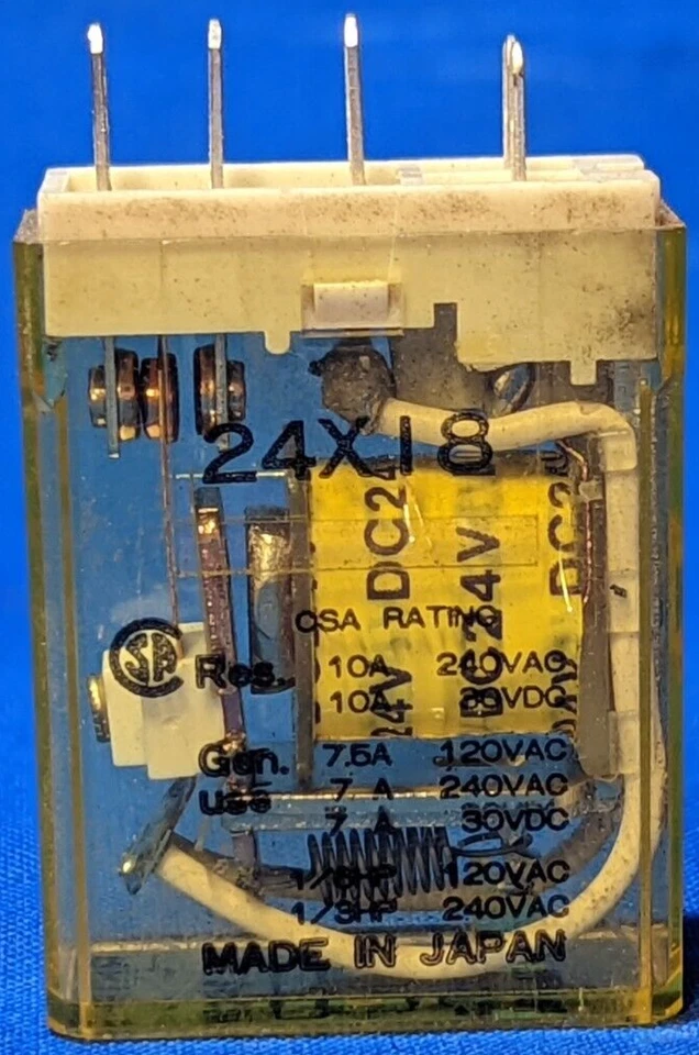 ASSORTED IDEC RELAY 23722 25210 24111 24X18 24Y18 22Z10 **LOT OF 9** - Image 3 of 4