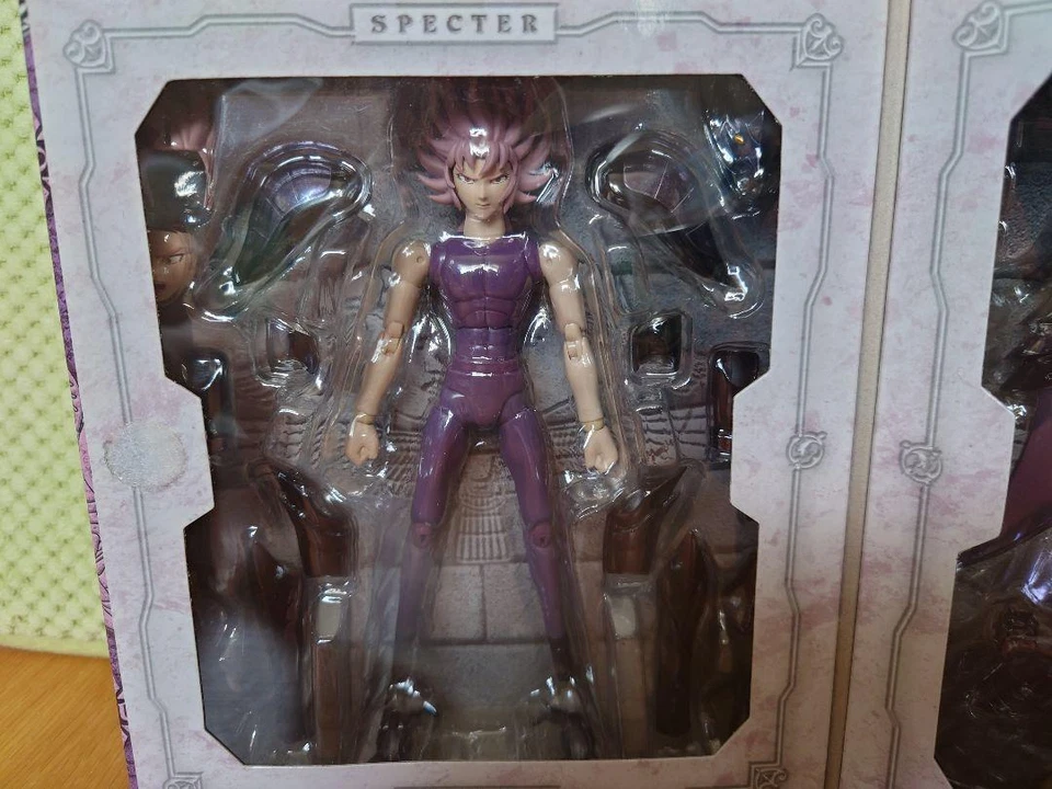 Figura de acción de PVC Saint Cloth Myth Harpy San Valentín Saint Seiya Bandai Foto 3 de 4