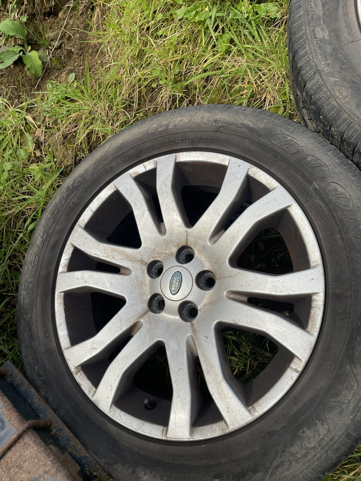 Land Rover Freelander 2 (235/60R18) Alloy Wheels - Goodyear Wrangler ...