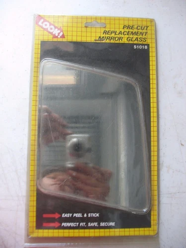 NOS MOTORMITE Taiwan L or R SIDE MIRROR GLASS #51018 Gm truck various 