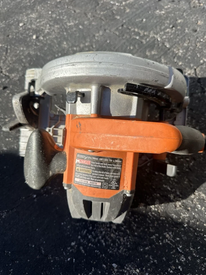 Ridgid R32021 7-1/4" Corded Circular Saw - Image 2 of 2