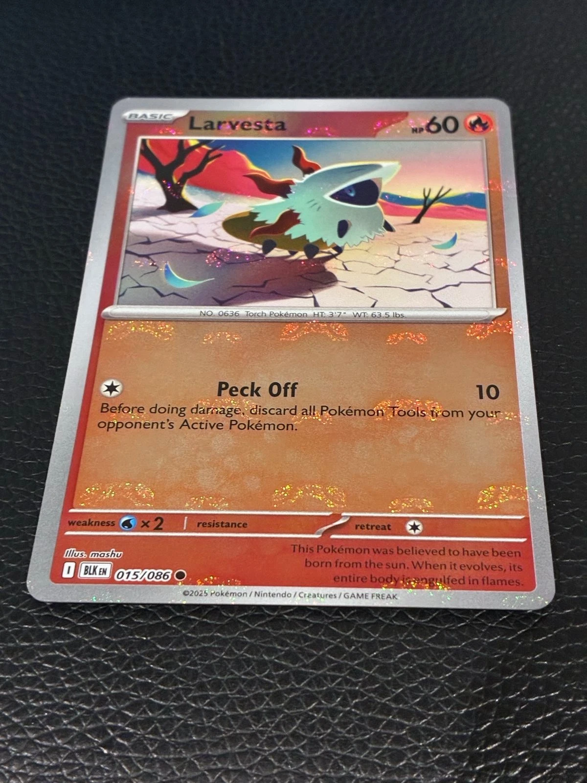 Pokémon TCG - Larvesta Masterball Reverse Holo - Black Bolt 15/86 - Near Mint