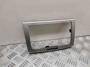 VW PASSAT B6 3C2 Musik-Player Verkleidung 3C0858069M 1.90 Diesel 77kw 30529358
