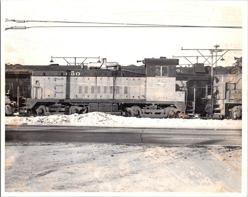 Vintage MILW Milwaukee Road Locomotive 650 Photo Bensenville Engine House 1978