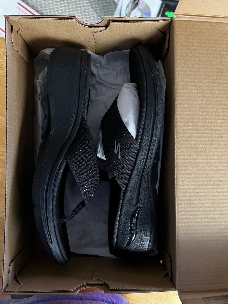 Skechers Go Walk Arch Fit Dazzle Black Thong Sandals 140228 Womens