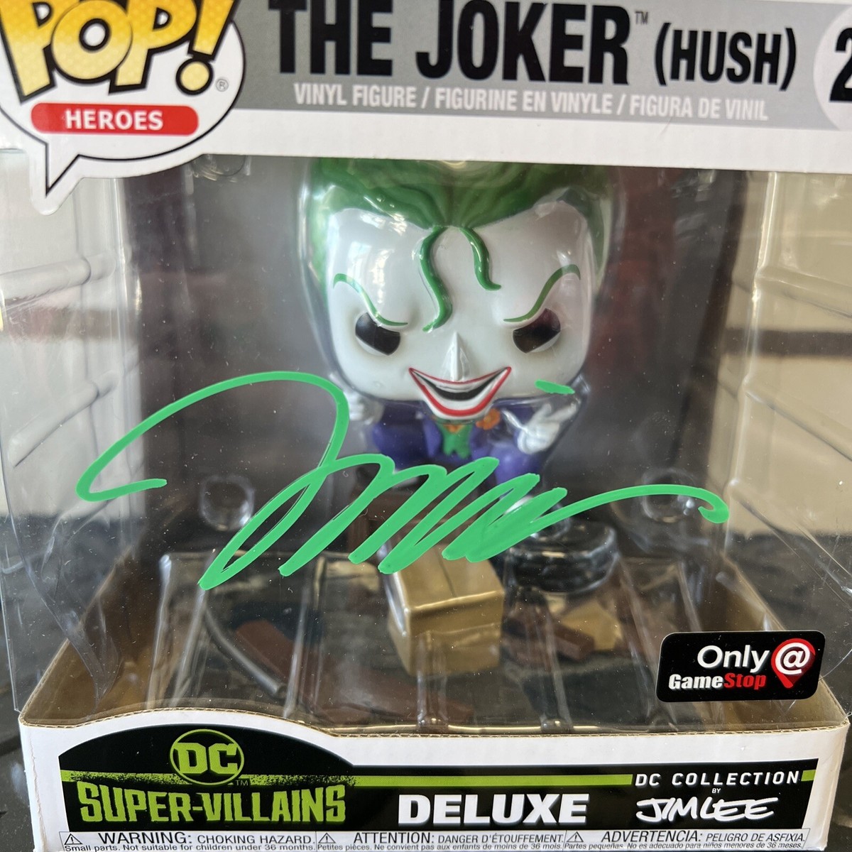 Joker: The Hush FUNKO POP! 240 DC Super-Villains deluxe Signed By
