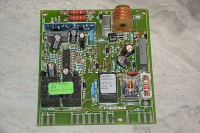 Wolf 2799105, S4562C 1002V13, Gasfeuerungsautomat, 2 J. Garantie, c452