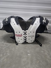Riddell Warrior IIIx Shoulder Pads WrIIx WRIIIX Size Adult Small 38-40  /17-18  