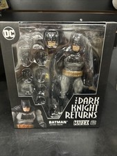 MAFEX BATMAN THE DARK KNIGHT RETURNS Action Figure No.106