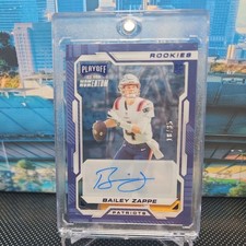 BAILEY ZAPPE /35 - 2022 CHRONICLES PLAYOFF MOMENTUM PATRIOTS AUTO PMR-26 BLUE
