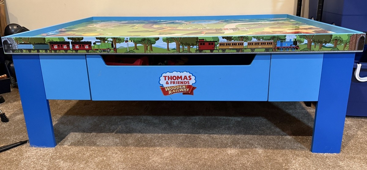 Thomas & Friends Wooden Railway Play Table w/ Reversible Mat Thomas & Friends Wooden Railway Play Table w/ Reversible Mat