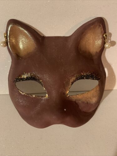 Handgefertigte Therianische Katzenmaske braun/hellbraun mit Glitzer und Wimpern mit Ohrringen - Bild 2 von 7
