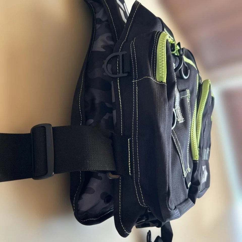 Жилет охотничий легкий плавающий DAIWA DF-6406 короткая длина рыболовный жилет б/у - Изображение 4 из 4