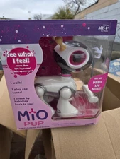 Tiger Electronics Ultra-Cool High-Tech Robotics Hasbro Oye Mio Pup Pink An White