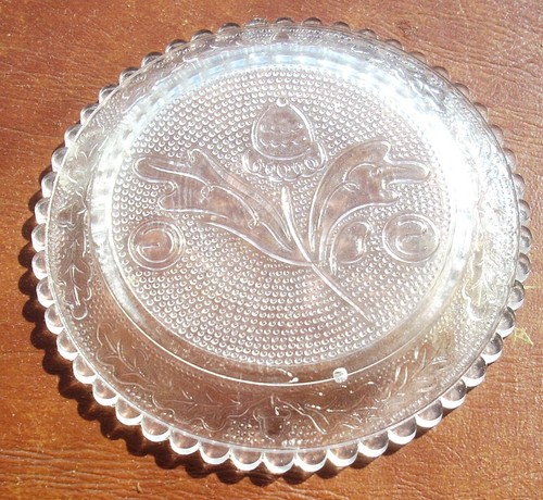 Sandwich Glass Museum Early American Pressed Glass Plate Sun Catcher Acorn Oak - Picture 5 of 8