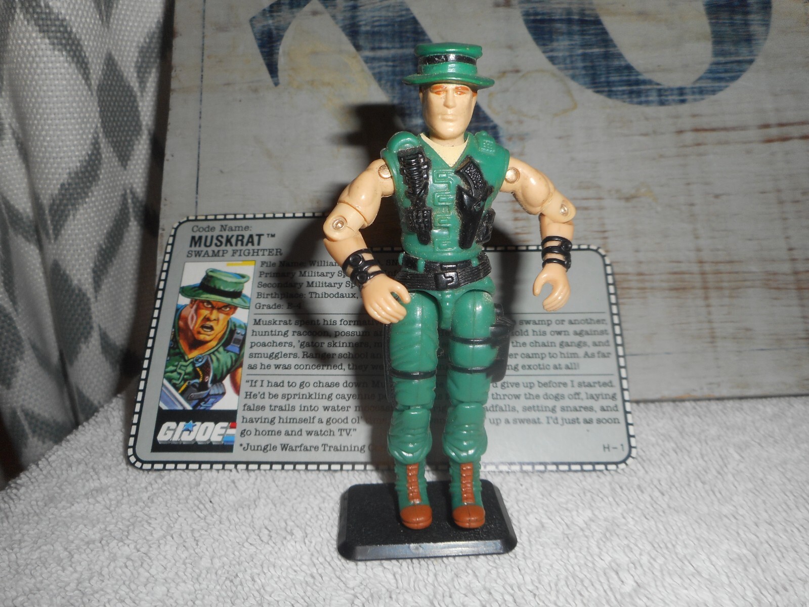 Picture 1 of 5
