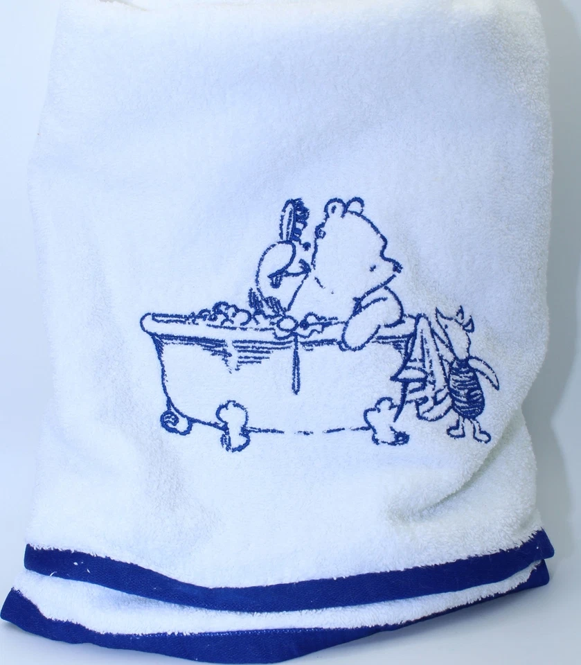 VTG Disney Winnie & Piglet Cotton Wash Cloths Bath Hand Towels Gift Box Set of 6 - Image 3 of 4