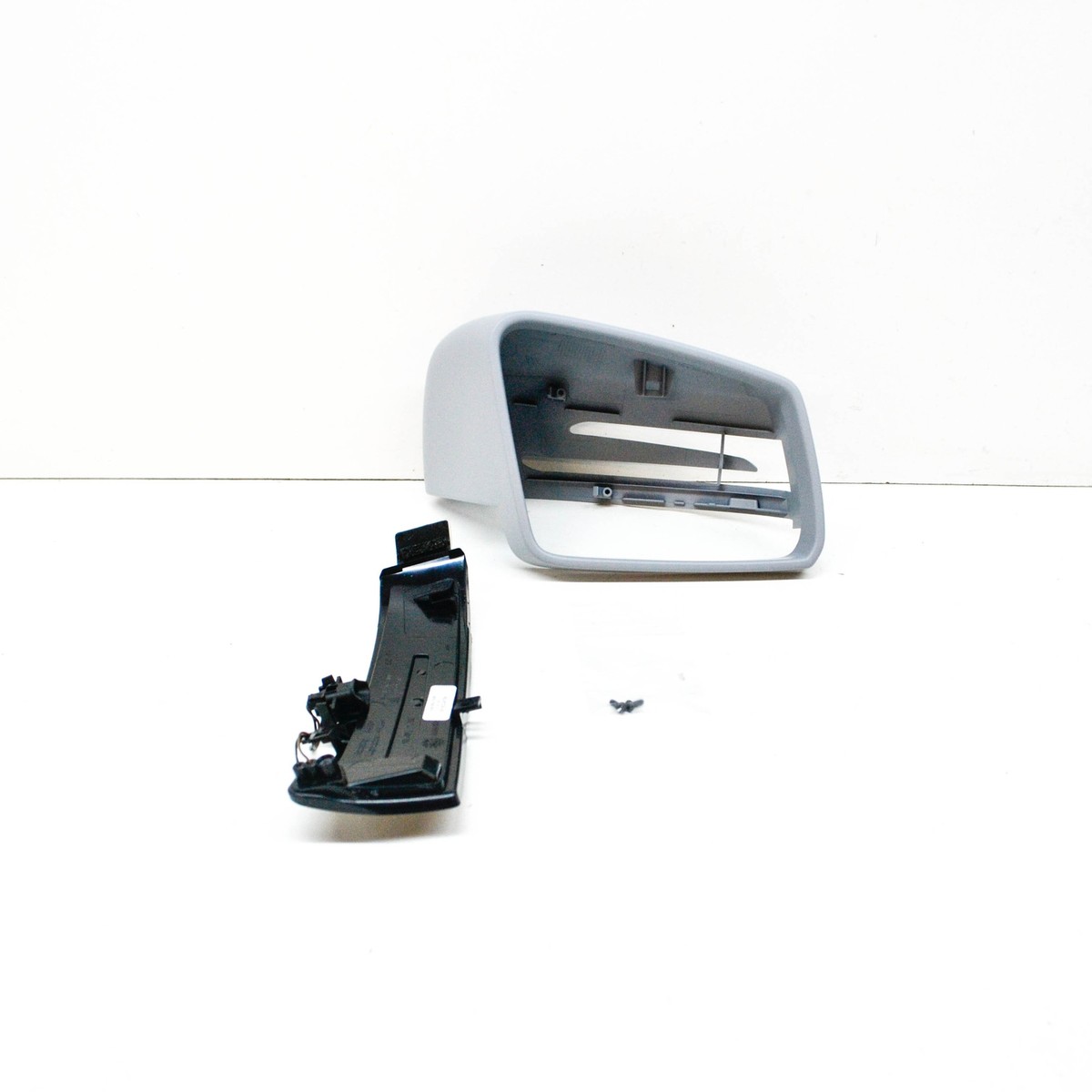 MB E W212 Front Right Door Mirror Turn Indicator W Cover Set  