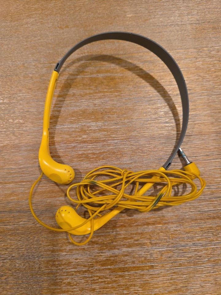 Sony Walkman WM-FS191 Sports AM/FM Radio Cassette Player With ...