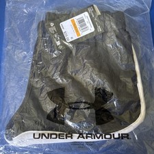 Girls NWT Under Armour Rival Shorts Fitted, Black, Size Youth Small 