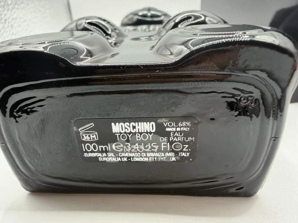 Toy Boy by Moschino Eau De Parfum Spray 3.4 OZ 100 ml Foto 4 de 4