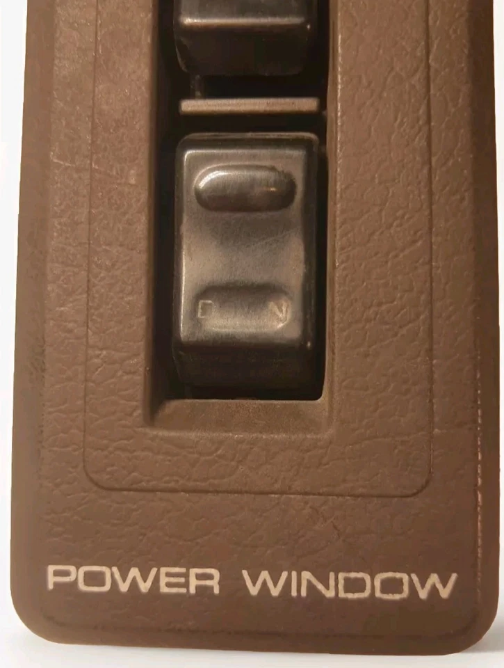 1990 Infiniti M30 купе переднее левое окно и зеркало переключатель управления и ободок - Изображение 3 из 4