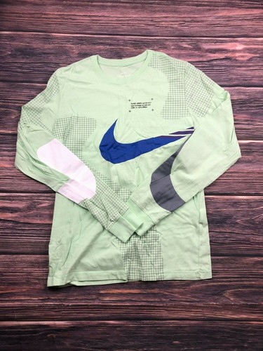 Nike Mens Medium Mint Green Long Sleeve 