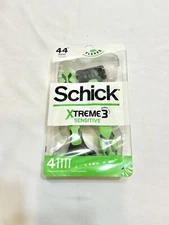Schick Xtreme Sensitive 3-Blade Disposable Razors, 4 CT