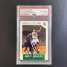 2015-16 Panini Hoops #205 Avery Bradley Signed Card AUTO PSA/DNA Slabbed Celtics