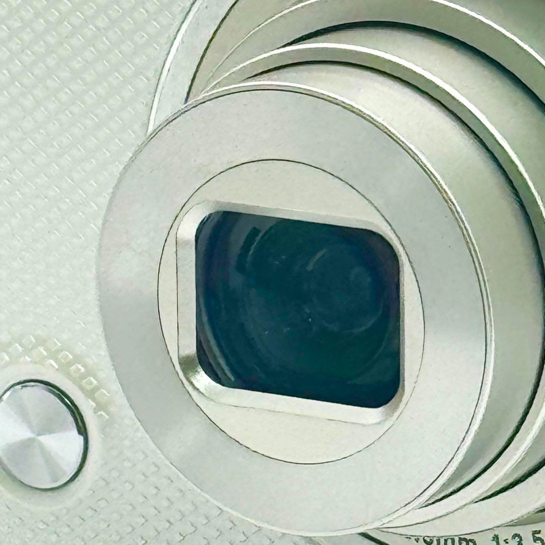 CASIO EXILIM HIGH SPEED EX-ZR60 White Digital Camera