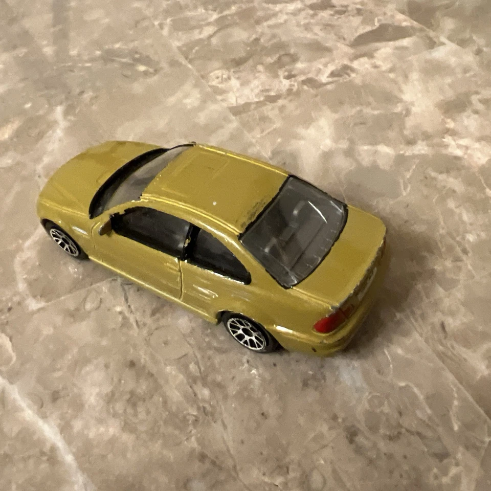 Coche BMW M3 Realtoy - escala 1:59 Foto 4 de 4