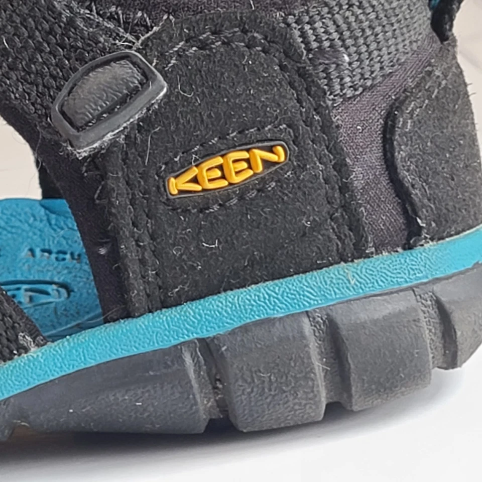 SANDALIA DE AGUA KEEN LITTLE KID’S SEACAMP NEGRA/AMARILLA/AZUL Niño pequeño Talla 9C Foto 2 de 4