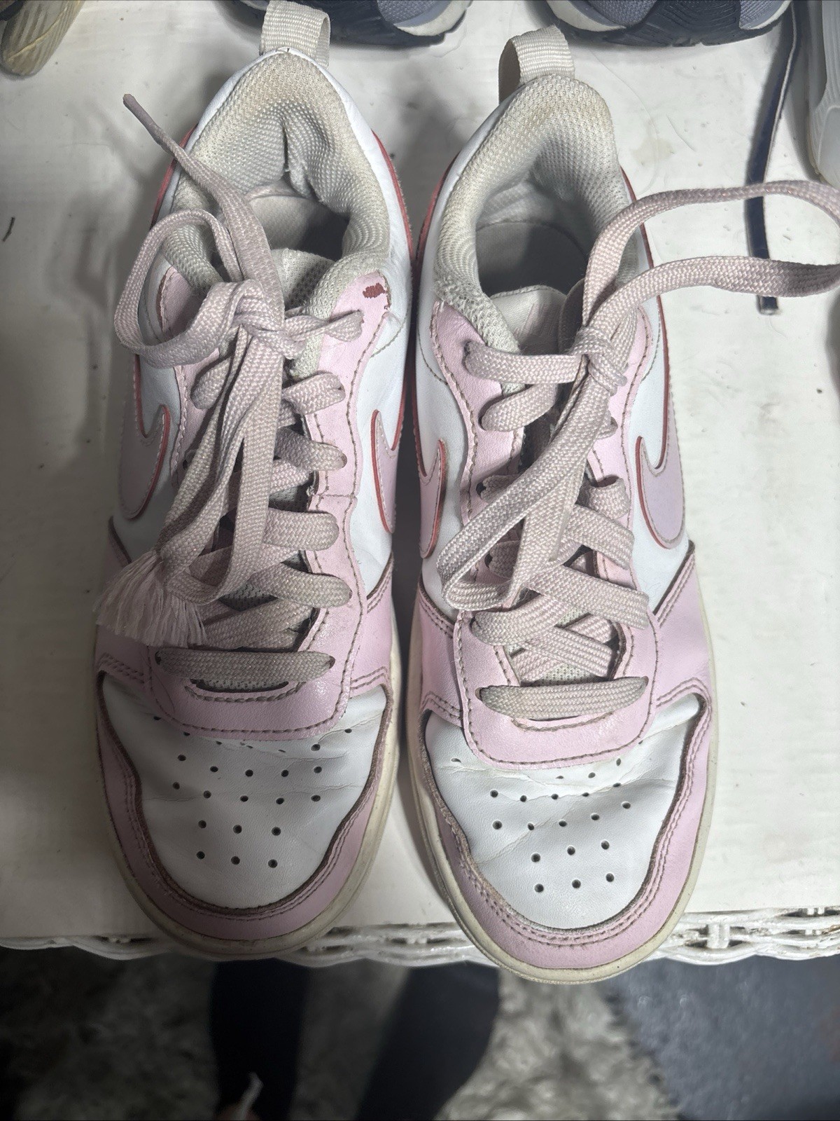 Nike 4y Pink White Sneakers Court Borough