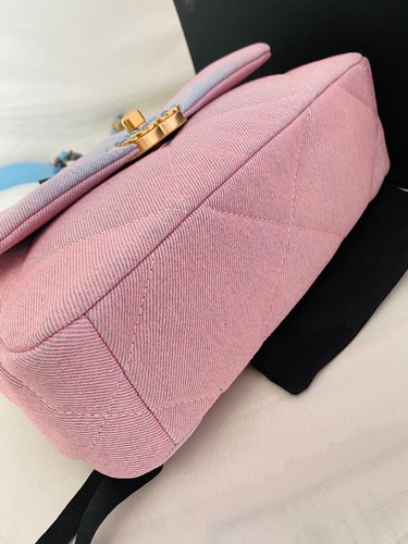 Chanel 19 24C 2Way Shoulder Bag Gradation Denim Special Edition pink blue - Picture 14 of 21