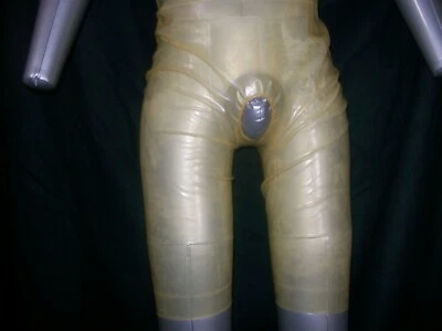 FETISSO FETISH BONDAGE RUBBER LATEX SHORTS BDSM BERMUDA PEEP HOLE SWINGING 5320 GIMP