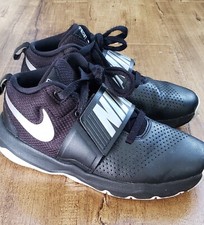 NIKE TEAM HUSTLE D8 Shoes Youth 6Y Black Silver Basketball Mid Top