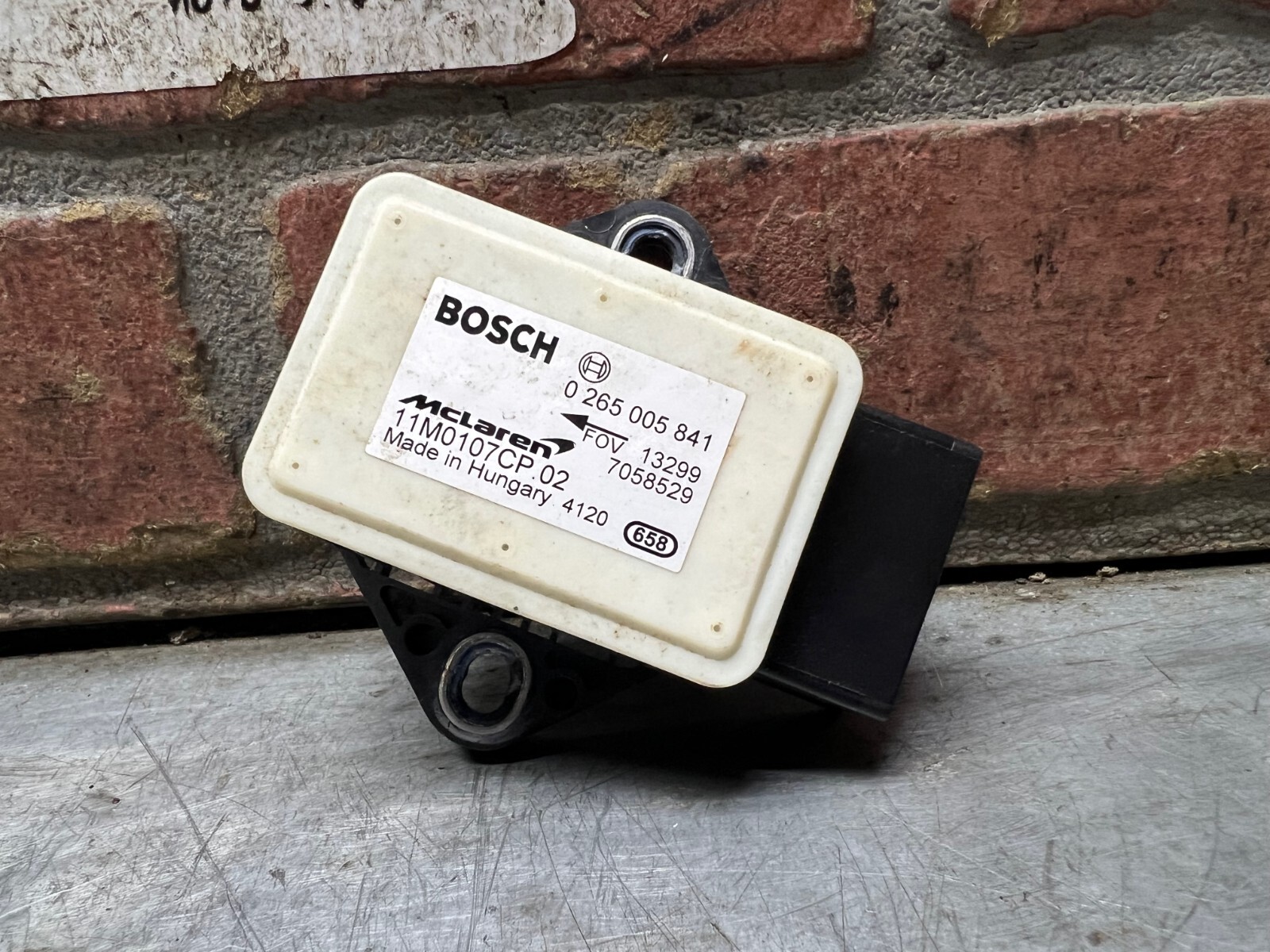2015 McLaren Spider Yaw Rate Sensor Module 11M0107CP