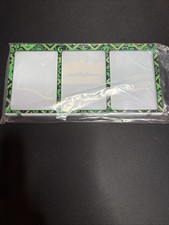 Pokemon TCG 3-Card Magnetic Display Case, Green