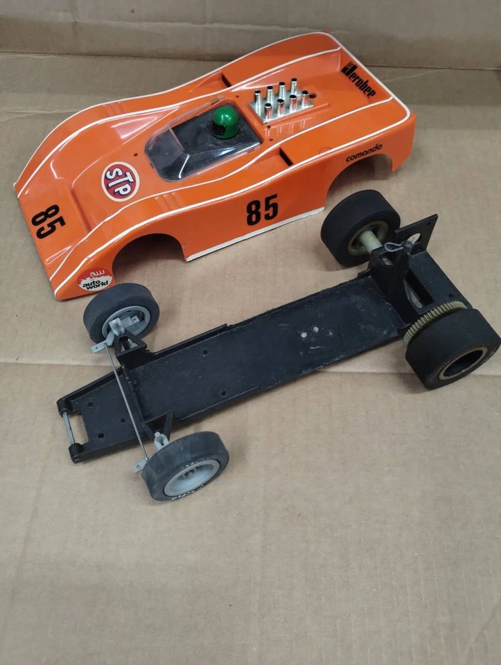 Vintage Jerobee Commando 1/12 Scale Nitro RC Car - Image 2 of 4