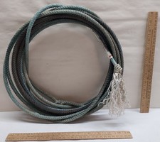 USED COWBOY ROPE - LARIAT - nylon rope - FAST BACK ROPES - XS - listing 728265