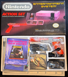 Nintendo NES Action Set Console CIB Complete W/ Manual & Inserts Authentic