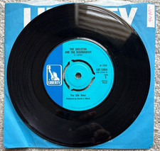 The Idle Race - The Skeleton and the Roundabout - Liberty 7" single LBF.15054