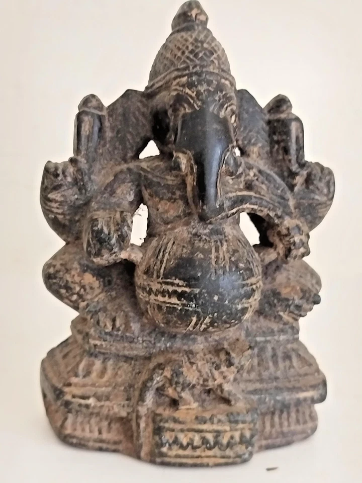 Antique early Indian India Hindu carved hard stone Ganesh 18th century, 5 inch - Image 3 of 4