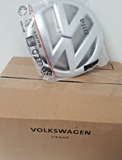 5C6853601 ULM   New Genuine VW  Front Emblem  MK6 Volkswagen  Jetta/Gli  2011-14