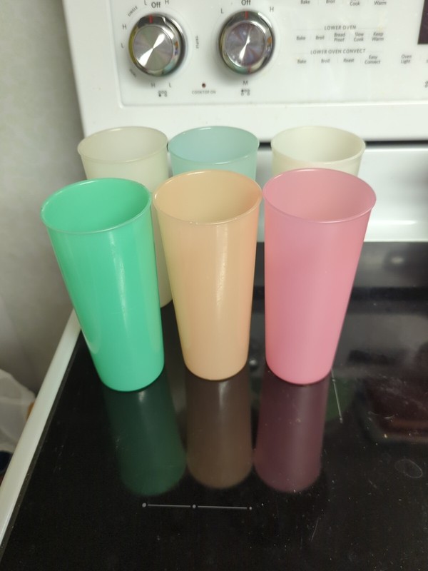 Vintage Tupperware Pastel Tall Tumblers Drinking Cups Set of 6 - 16oz