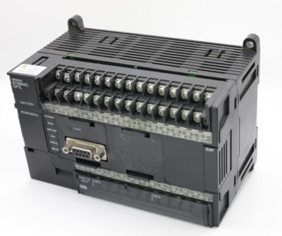 Omron CP1L-M40DR-A SPS plus CP1W-CIF01 Serielles Modul