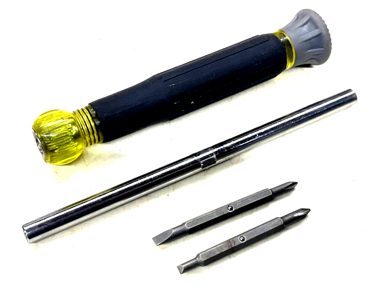 KLEIN TOOLS 4-in-1 Precision Electronics Screwdriver Set 32581